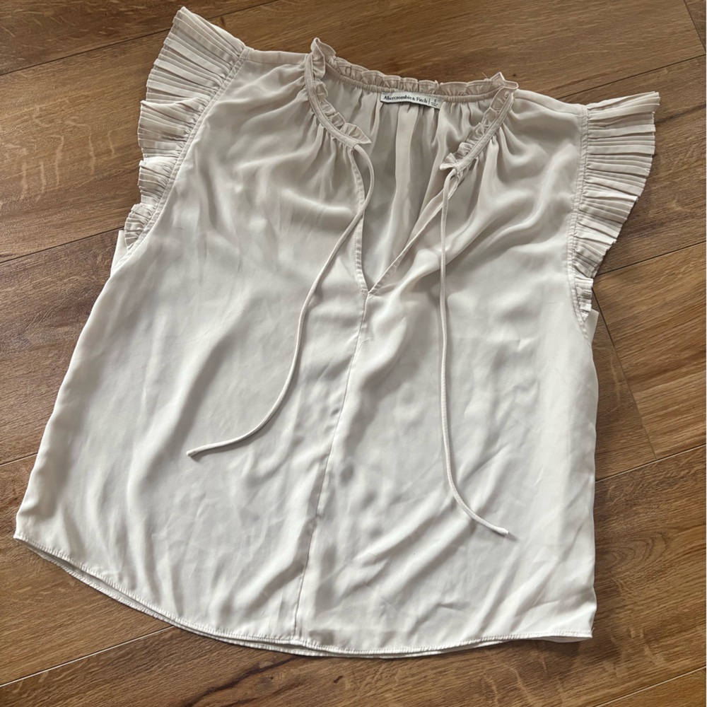 A&F Ruffle Angel Sleeve Top